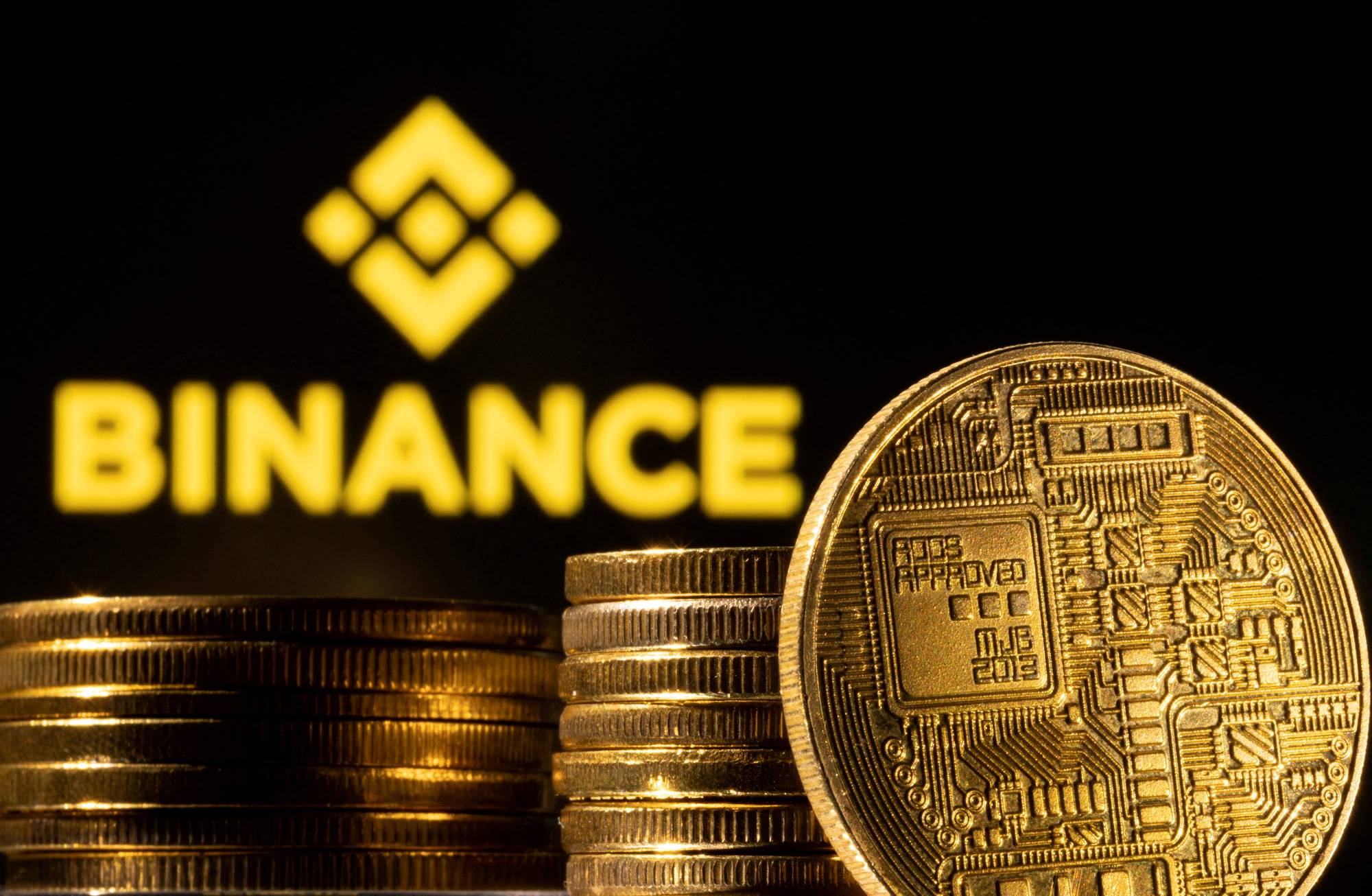 Vystrašení investoři stáhli z Binance miliardy dolarů. Údaje naznačují, že obavy mohou být přehnané