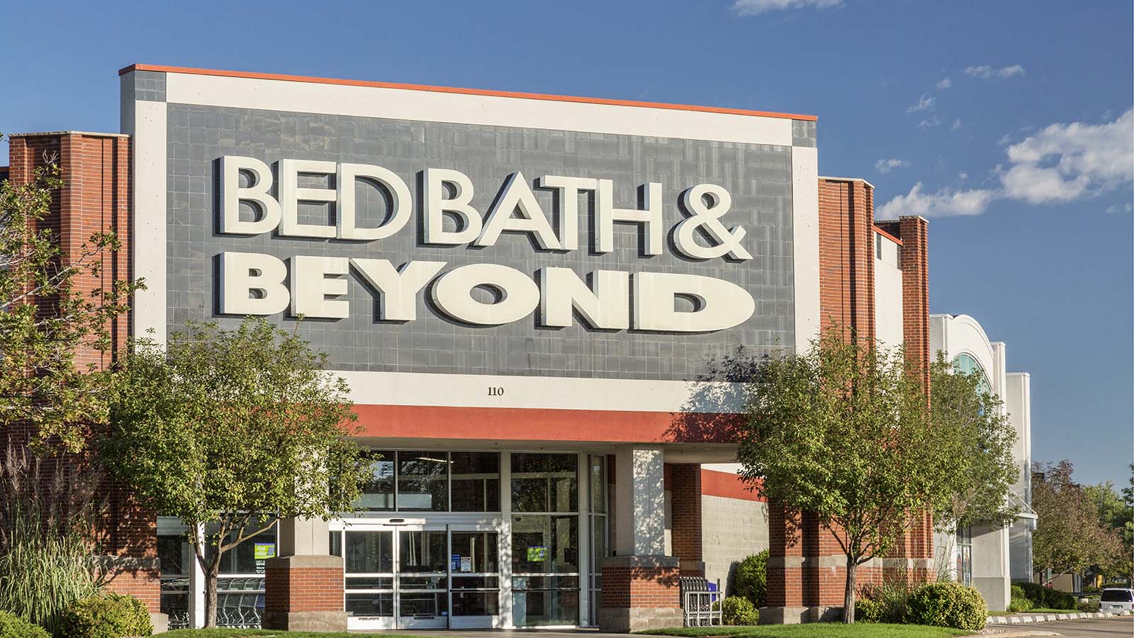 Akcie Bed Bath & Beyond (BBBY) klesají, protože investoři ztrácejí naději