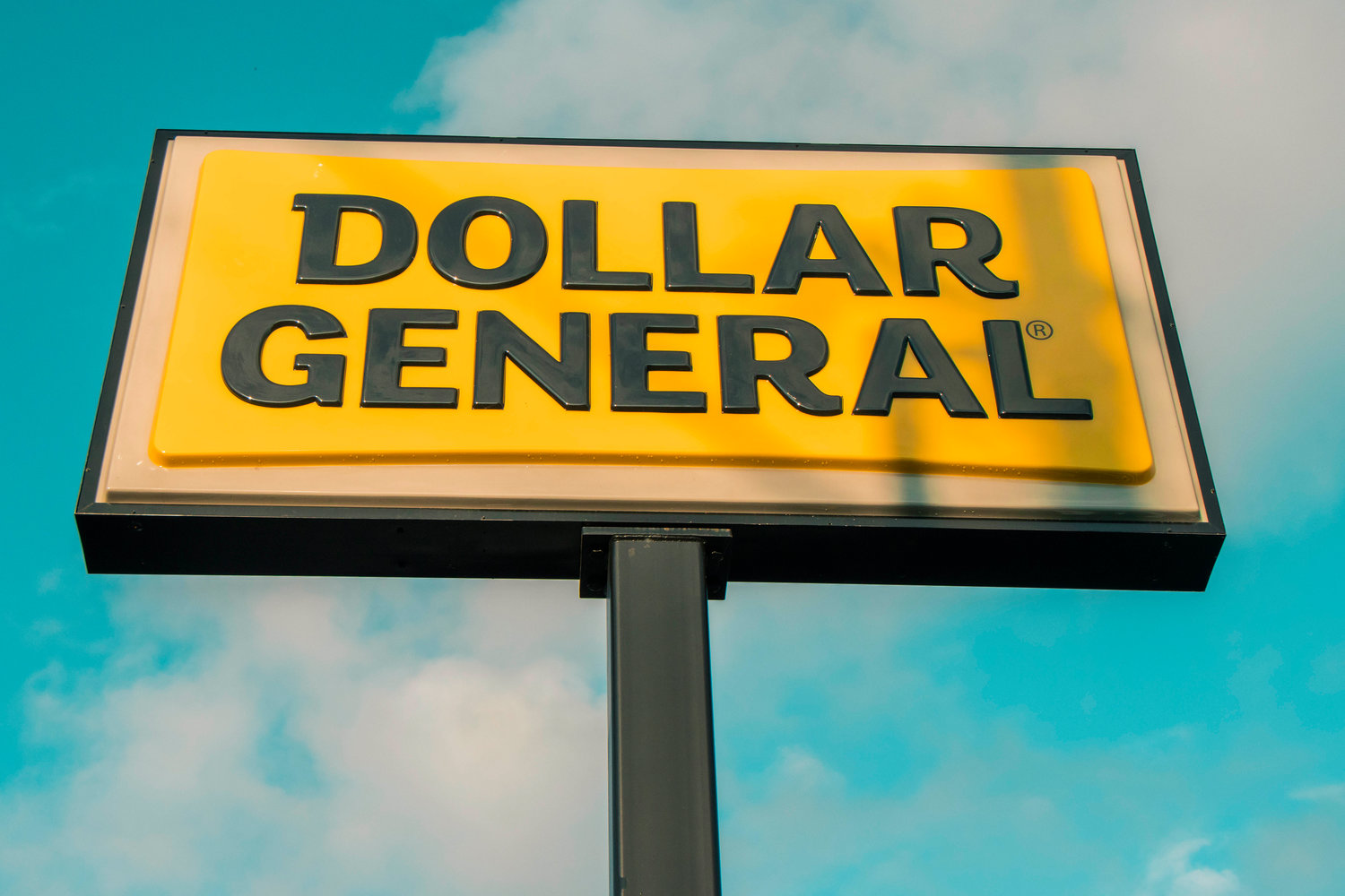 Je výhodné koupit akcie společnosti Dollar General?