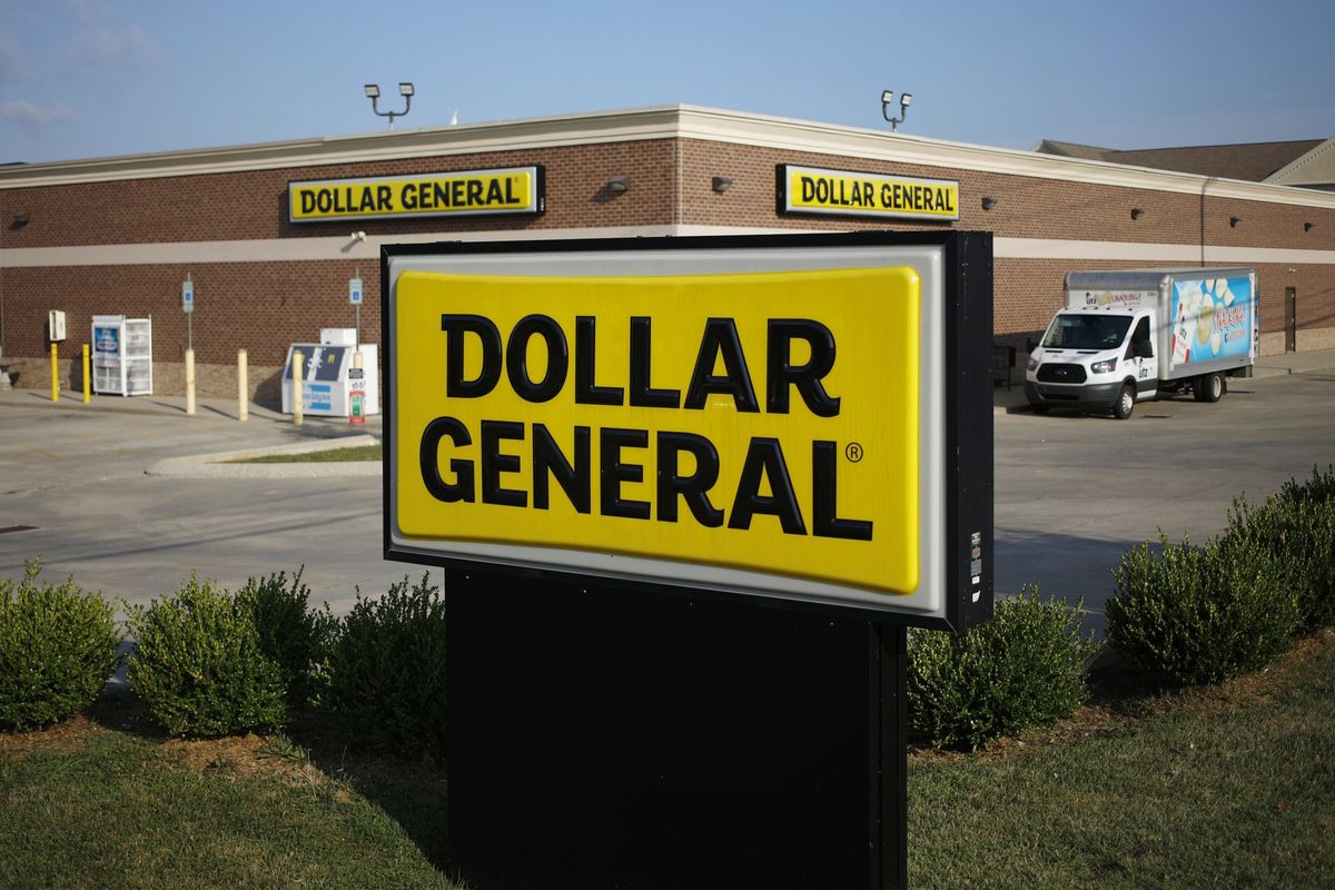 Lepší nákup: Dollar General vs. Walmart