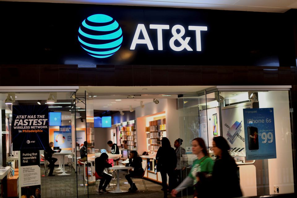 Je vhodné nyní koupit akcie společnosti AT&T?