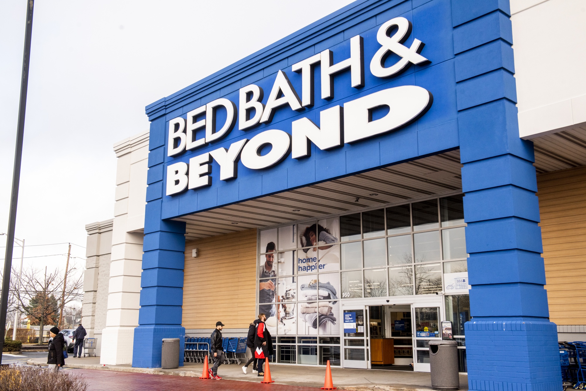 Akcie společnosti Bed Bath & Beyond se dostaly na rekordní minima v souvislosti se snahou o zpětné rozdělení akcií