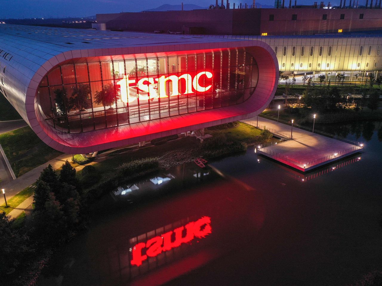 TSMC získává vládní financování. Akcie rostou