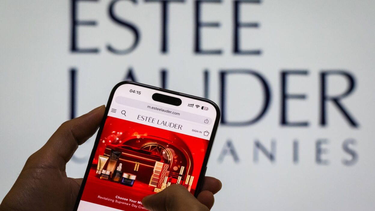 Amazon a TikTok otevírají Estee Lauder novou éru růstu